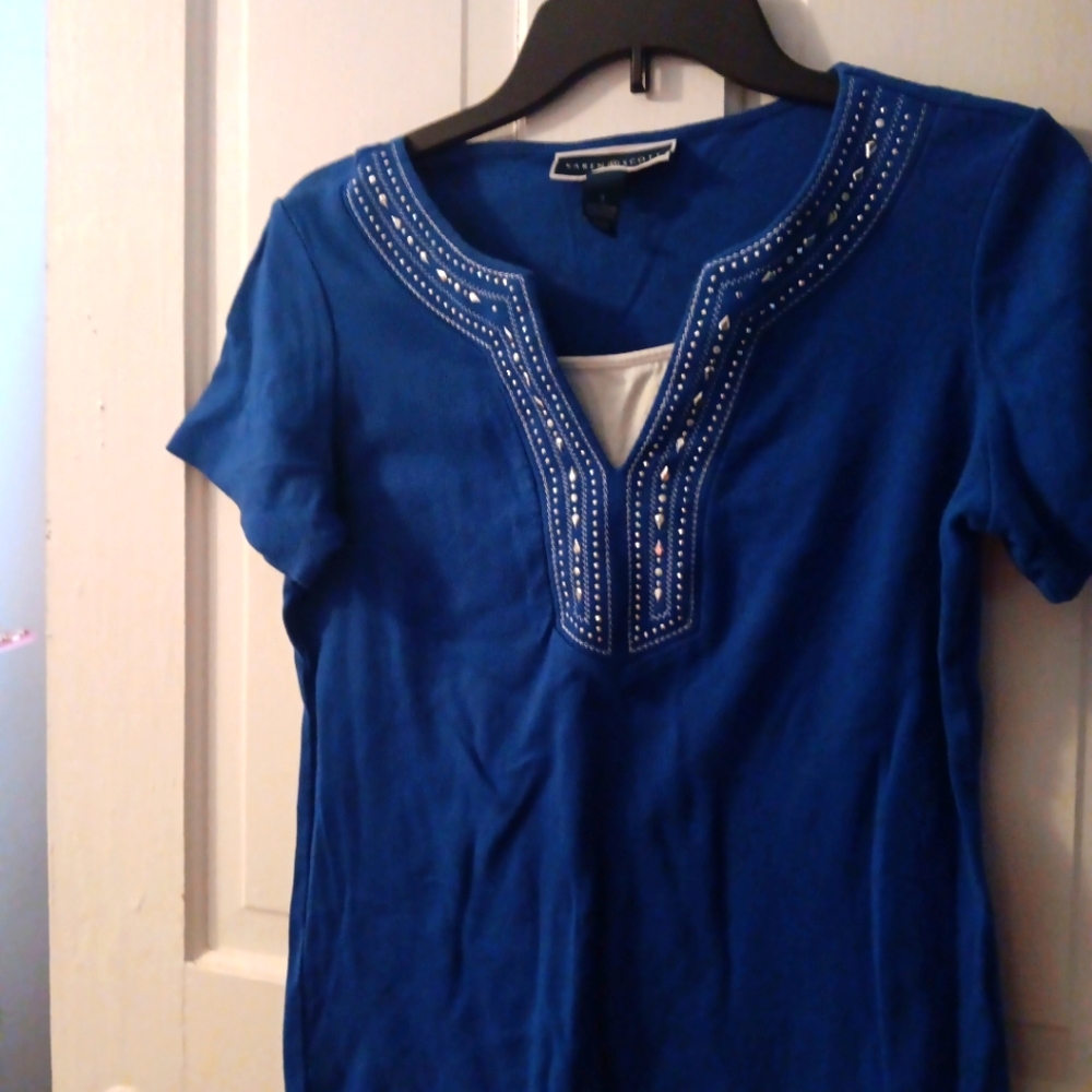 Karen Scott, navy blue small top